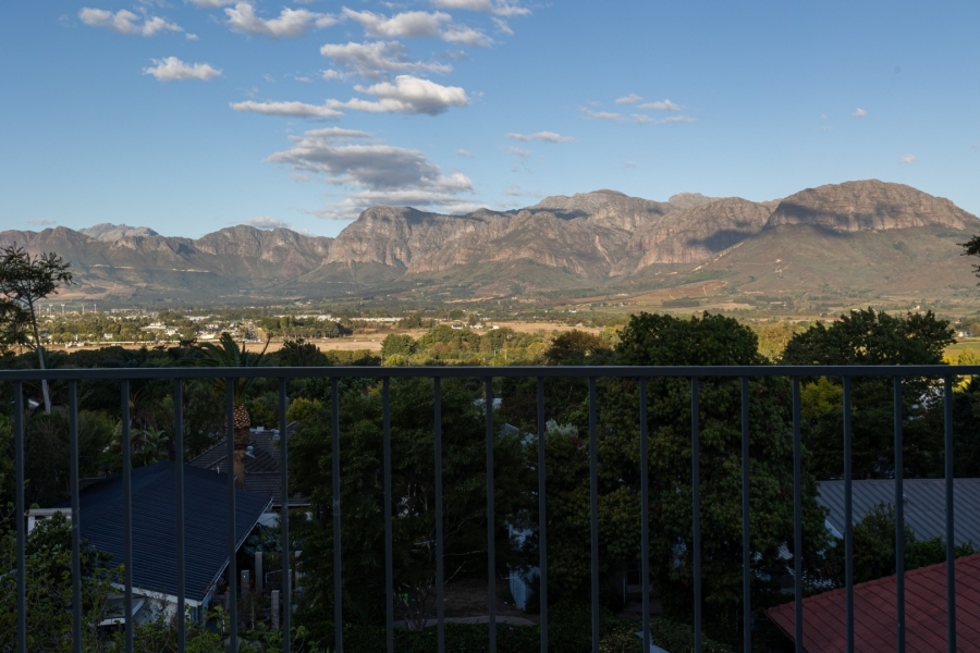 To Let 2 Bedroom Property for Rent in Vrykyk Western Cape